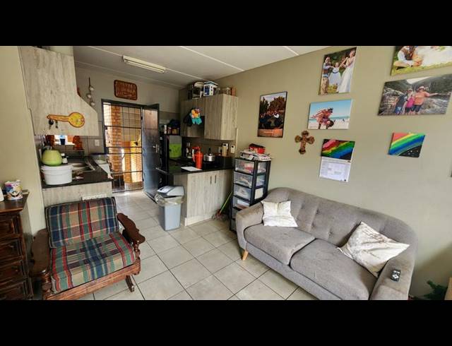 2 BEDROOM APARTMENT FOR SALE IN MONTANA TUINE